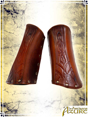 Shieldmaiden Bracers - Epic/Amber Leather Bracers Les Artisans d'Azure