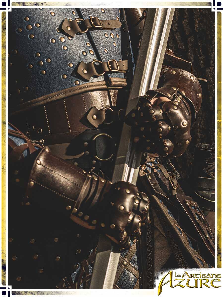 Lord's Gauntlets Leather Bracers Les Artisans d'Azure