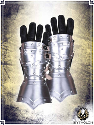 Balthasar Gauntlet - Shinny Plate Bracers Mytholon