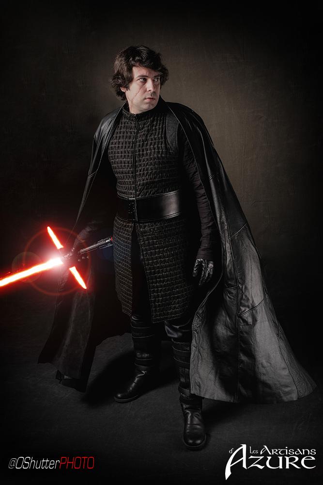 Kylo Ren Cosplay