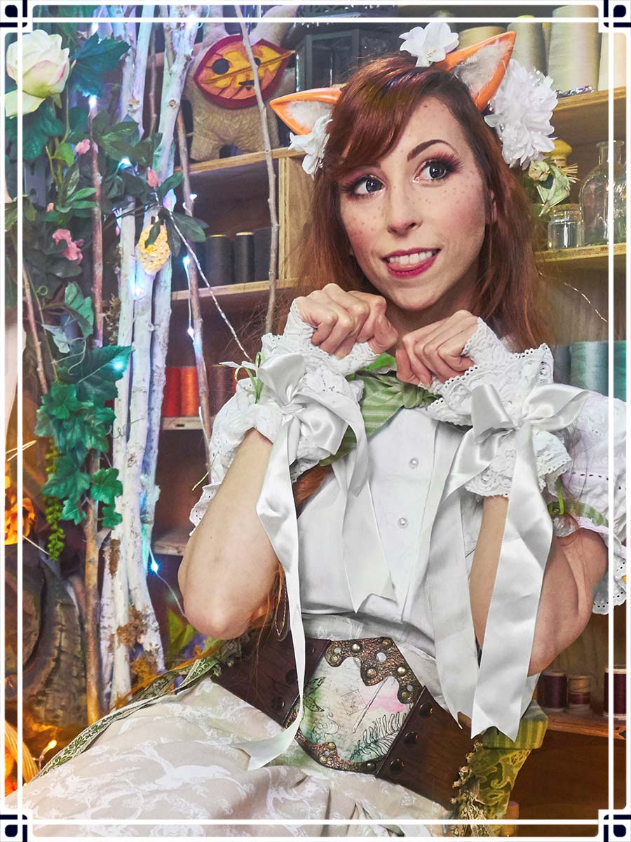 Profile picture of Elyz disguised in fox-woman custom steampunk larp fantasy