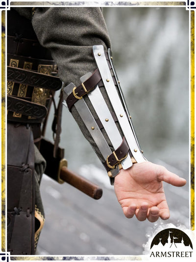 Olegg the Mercenary Bracers Plate Bracers ArmStreet 