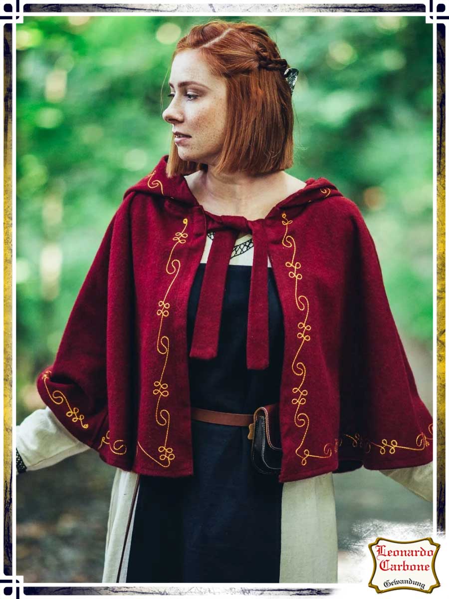 Runa Wool Hood