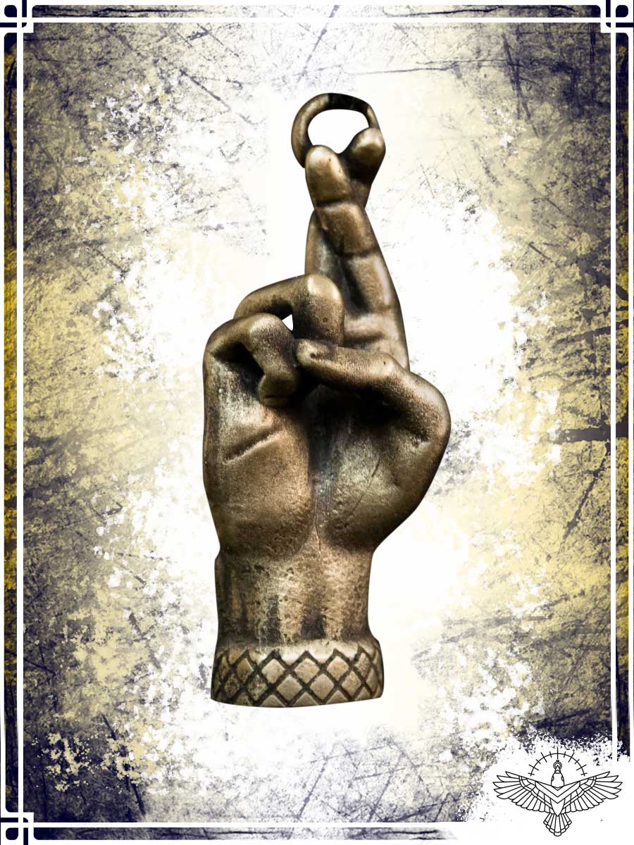 Pendant - Ranald's Crossed Fingers