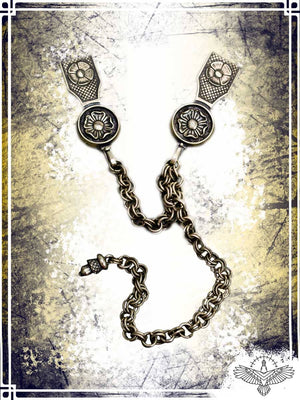 Cloak Clasp - Roses Buckles & Belt Tips Copper Raven 