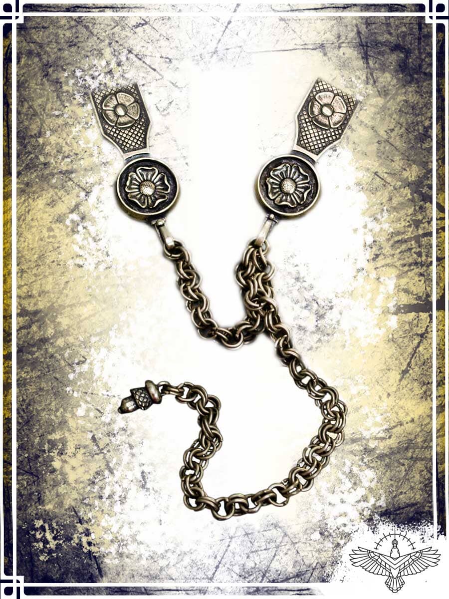 Cloak Clasp - Roses Buckles & Belt Tips Copper Raven 