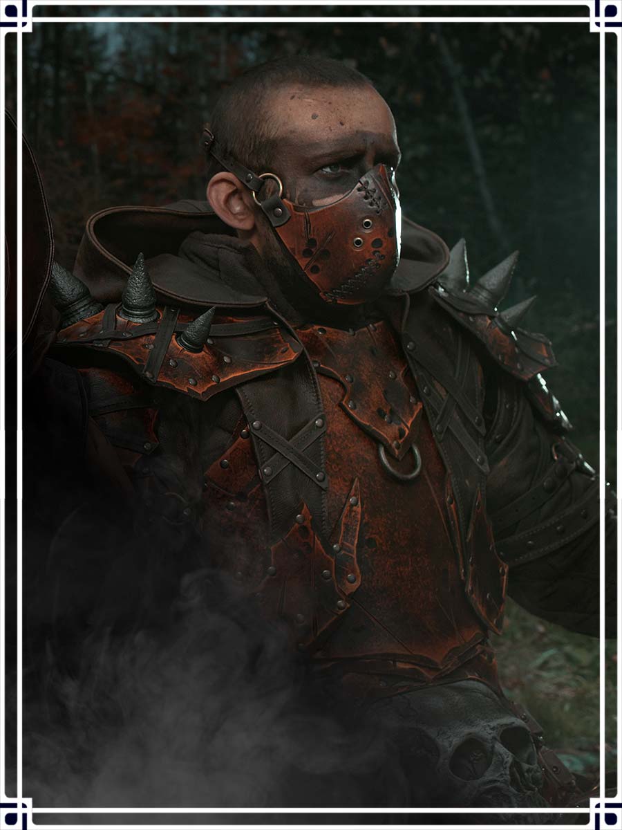 picture profil of William in our full Wildwalker Leather Armor in a Epic pose in LARP